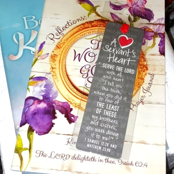 Prayer Journal Booklet And Pen Bundle - Picture 10 of 10